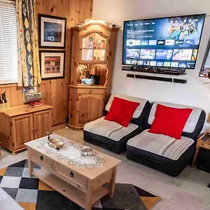 2 Bedroom 50m2 Modern And Well Equipt Samoëns